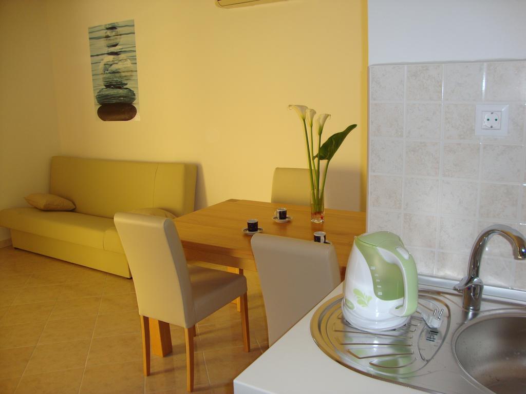 Apartments Marina 보디체 객실 사진