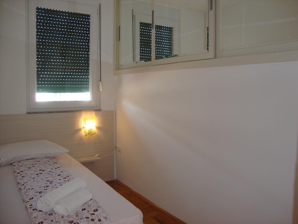Apartments Marina 보디체 객실 사진